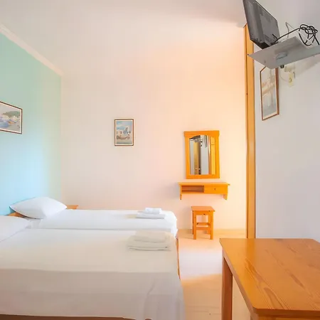 View Nydri (Lefkada)